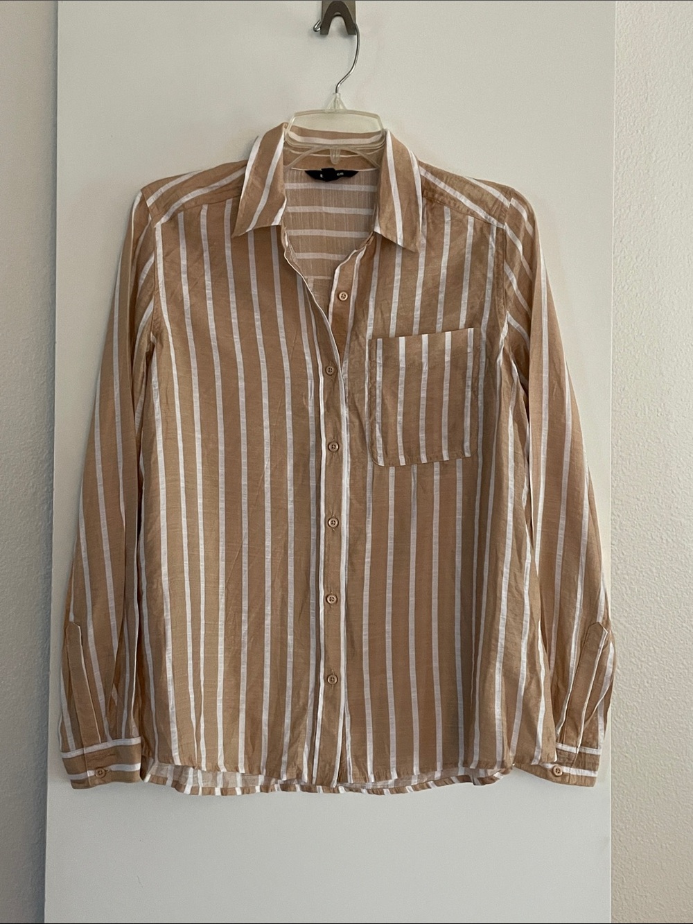 EXPRESS Button Down Shirt Blouse Top Tan White Striped NWOT